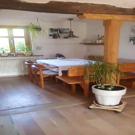 Ältestes Haus in Quentel - Ferienwohnung 1 mit kleinem Garten Lichtenau Exterior foto